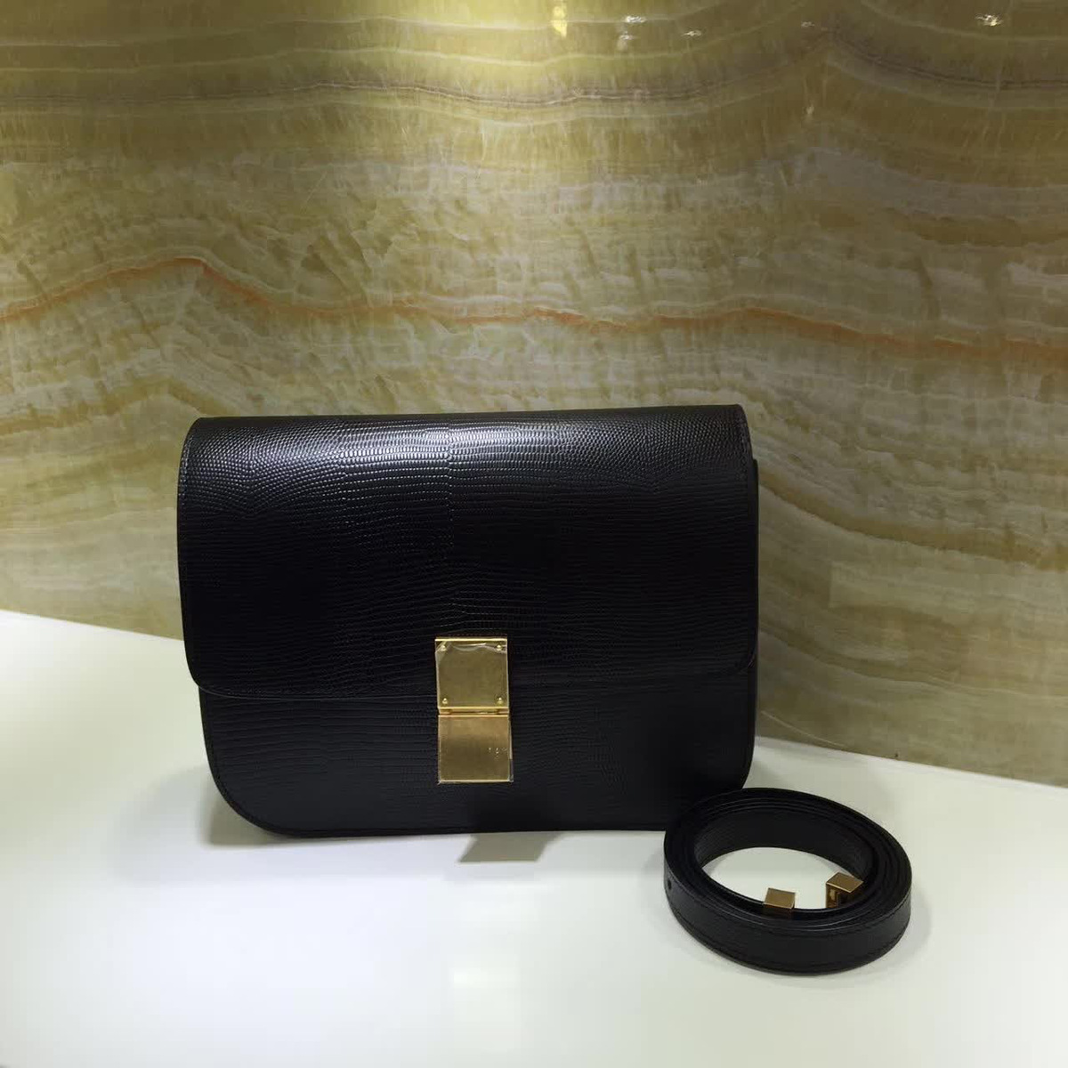 Ce1i*e leather classic box z1125 24cm x 6.5cmx 19cm