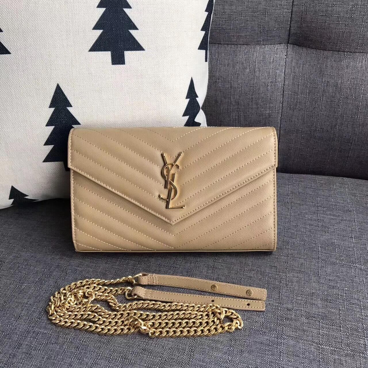 Y51 envelope chain wallet 5100 22cm x 5.5cm x 13.5cm