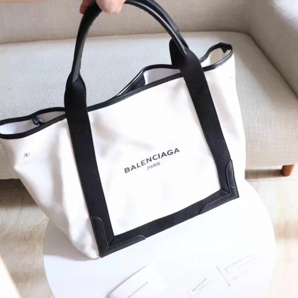 Ba1en*iaga navy cabas 30cm x 23cm x 17cm