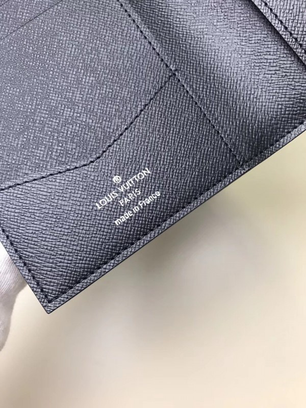 l0vis Vvtt0n regular wallet noir_10cm*14cm*0.5cm