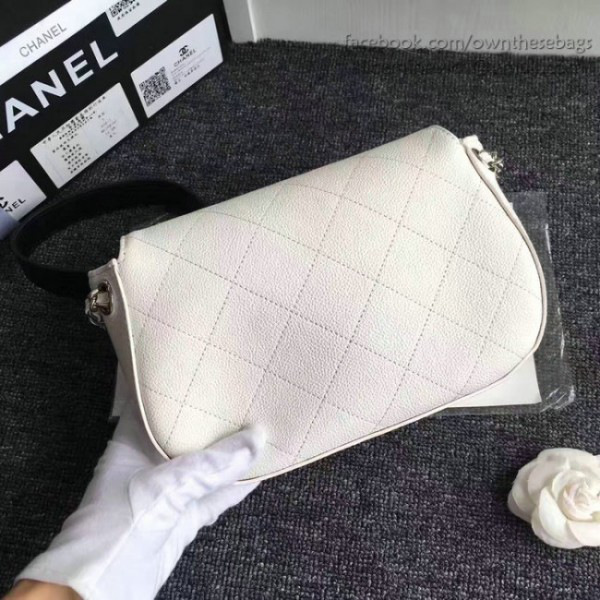 Ch**el grained calfskin caviar stitched shoulder bag white a92949