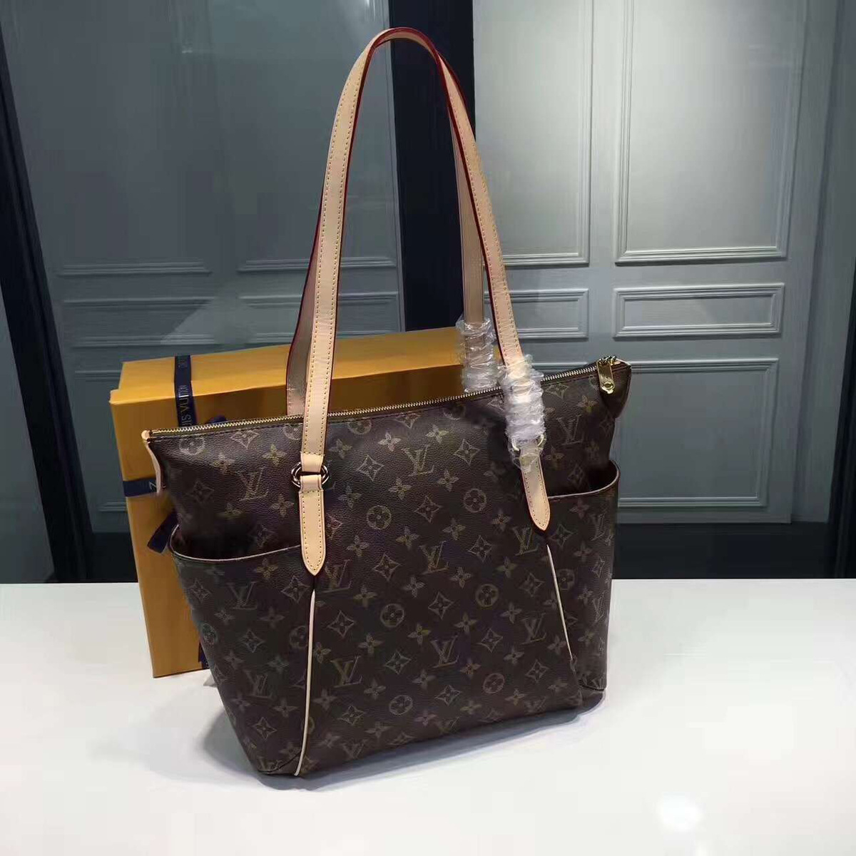 l0vis Vvtt0n totally mm monogram canvas 35cm x 42cm x 13cm