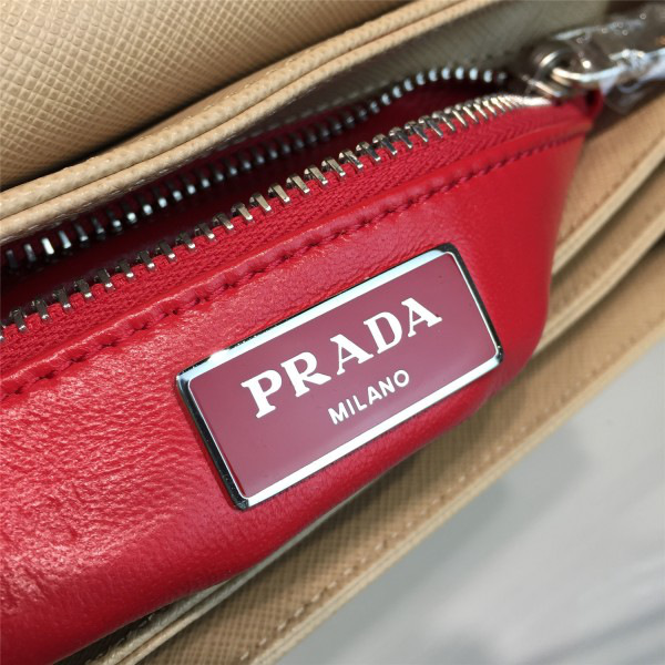 Pra*a metal closure 3942 24cm x 6.5cm x 14cm