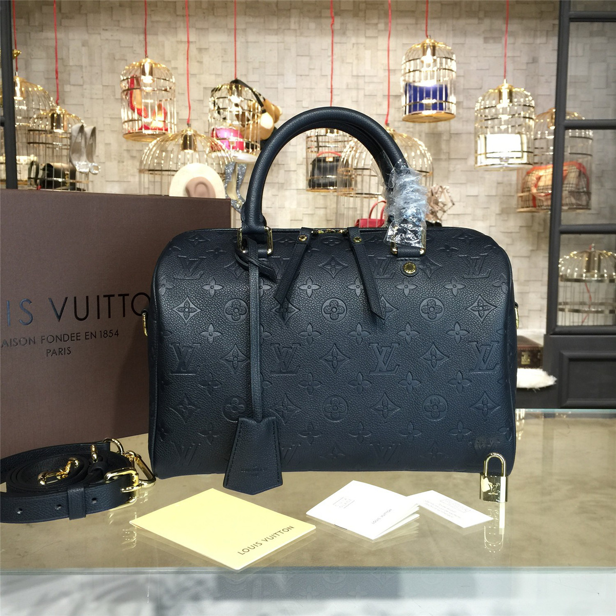 l0vis Vvtt0n speedy bandoulière 30 3118_30cm x 18cm x 20.5cm