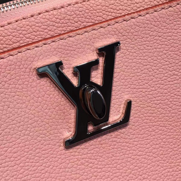 l0vis Vvtt0n lockme  cohotbag  pink middlesize