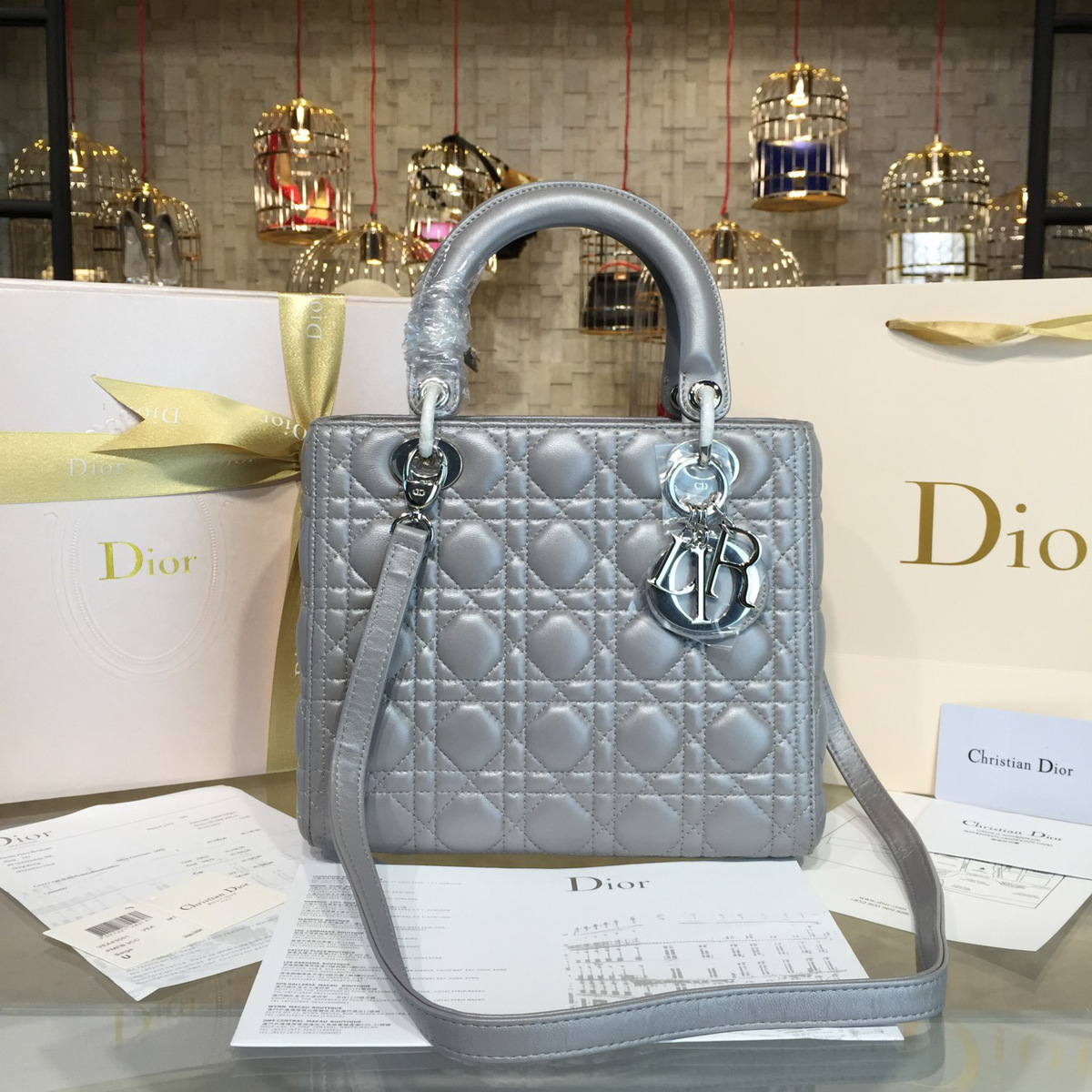 lady D10r 1640 24cm x 10cm x 20cm