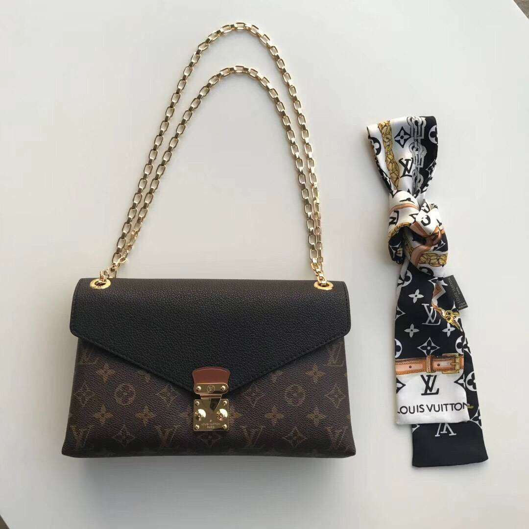 l0vis Vvtt0n monogram pallas chain 3279 26*17*6cm