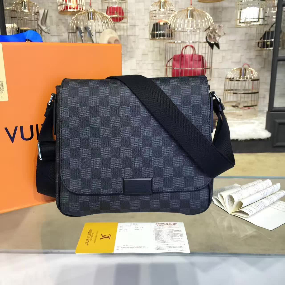 l0vis Vvtt0n district cohotbag pm damier graphite canvas 3410
