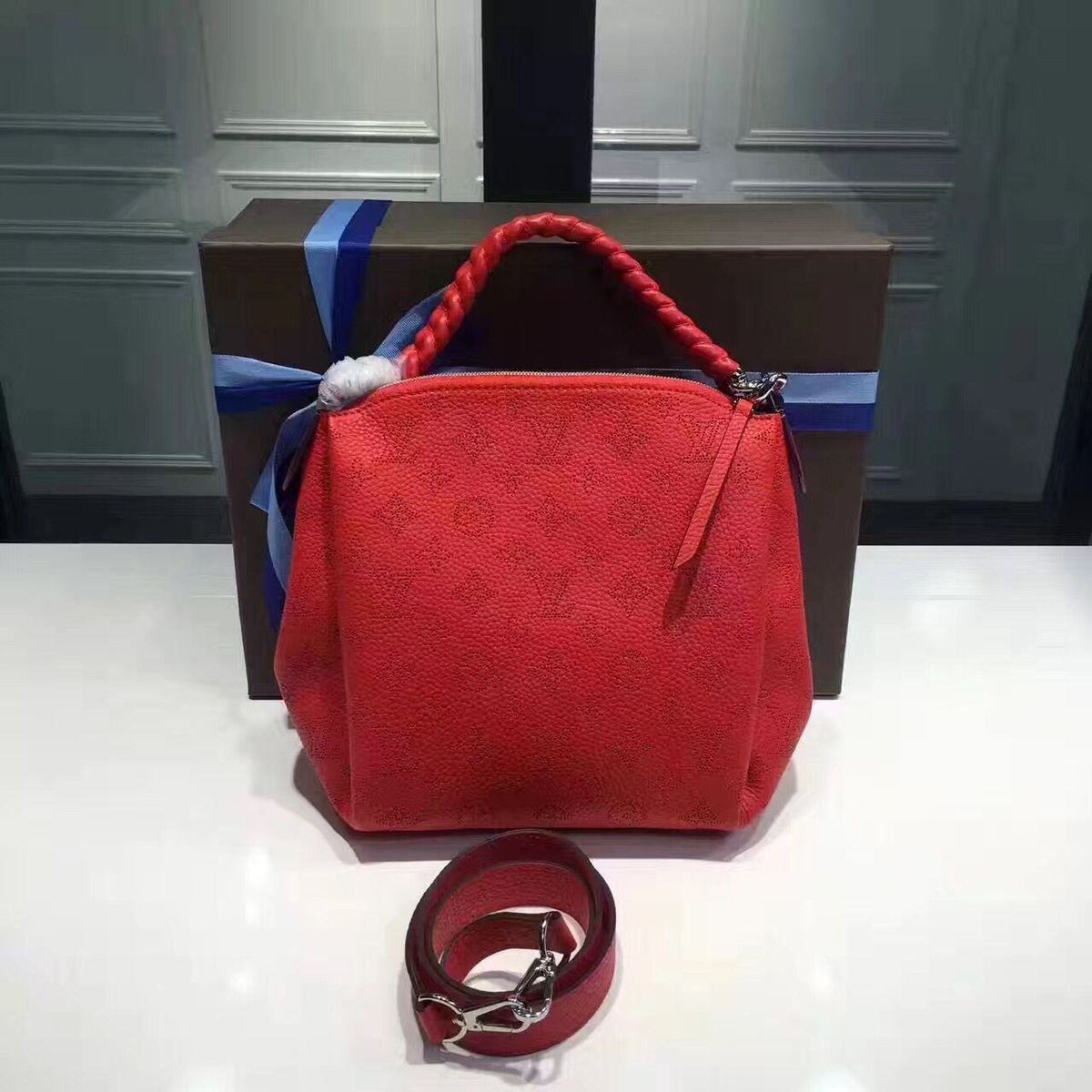 l0vis Vvtt0n babylone cohotbag chain bb cherry