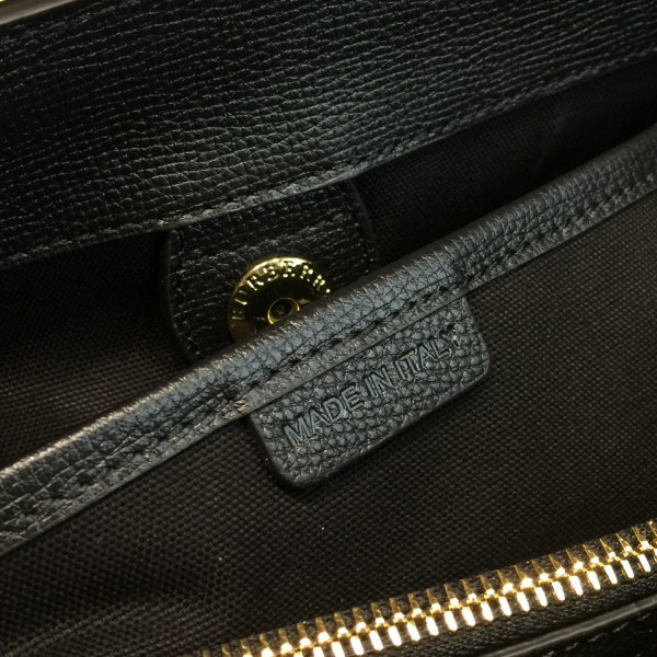 Bv*b*rry black shoulder bag 35cm x 10cm x 29cm