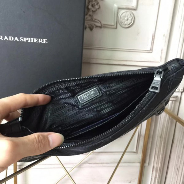 Pra*a nylon clutch 4306 28cm x 1.5cm x 18cm
