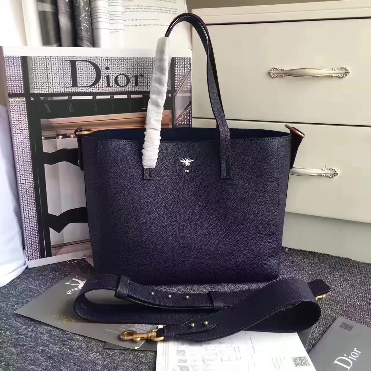 D10r tote bag 1700 22.5cmx17.5cmx5cm