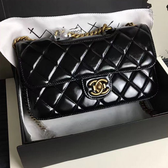 Ch**el oil wax leather perfect edge bag gold black a14041