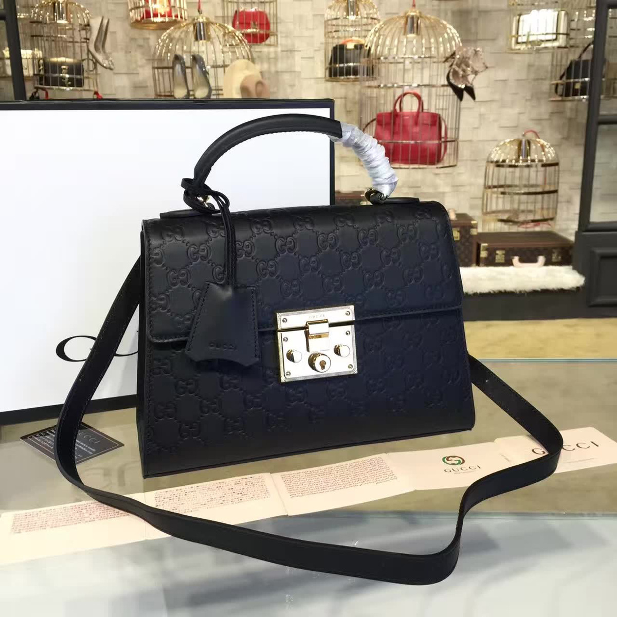 Gvc*1 gg leather padlock cohotbag