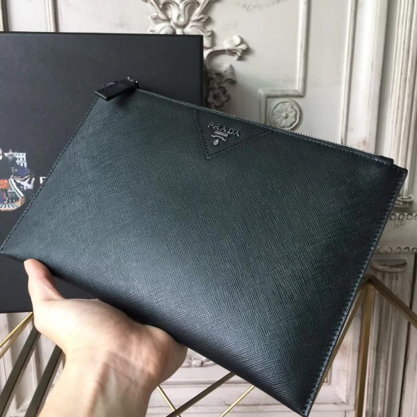 Pra*a leather clutch bag 4315 28cm x 1.5cm x 18cm