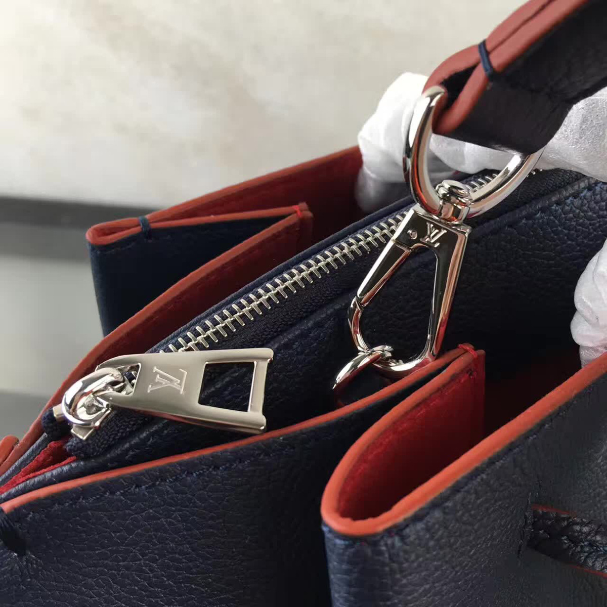 l0vis Vvtt0n m54570 dark blue 38cm