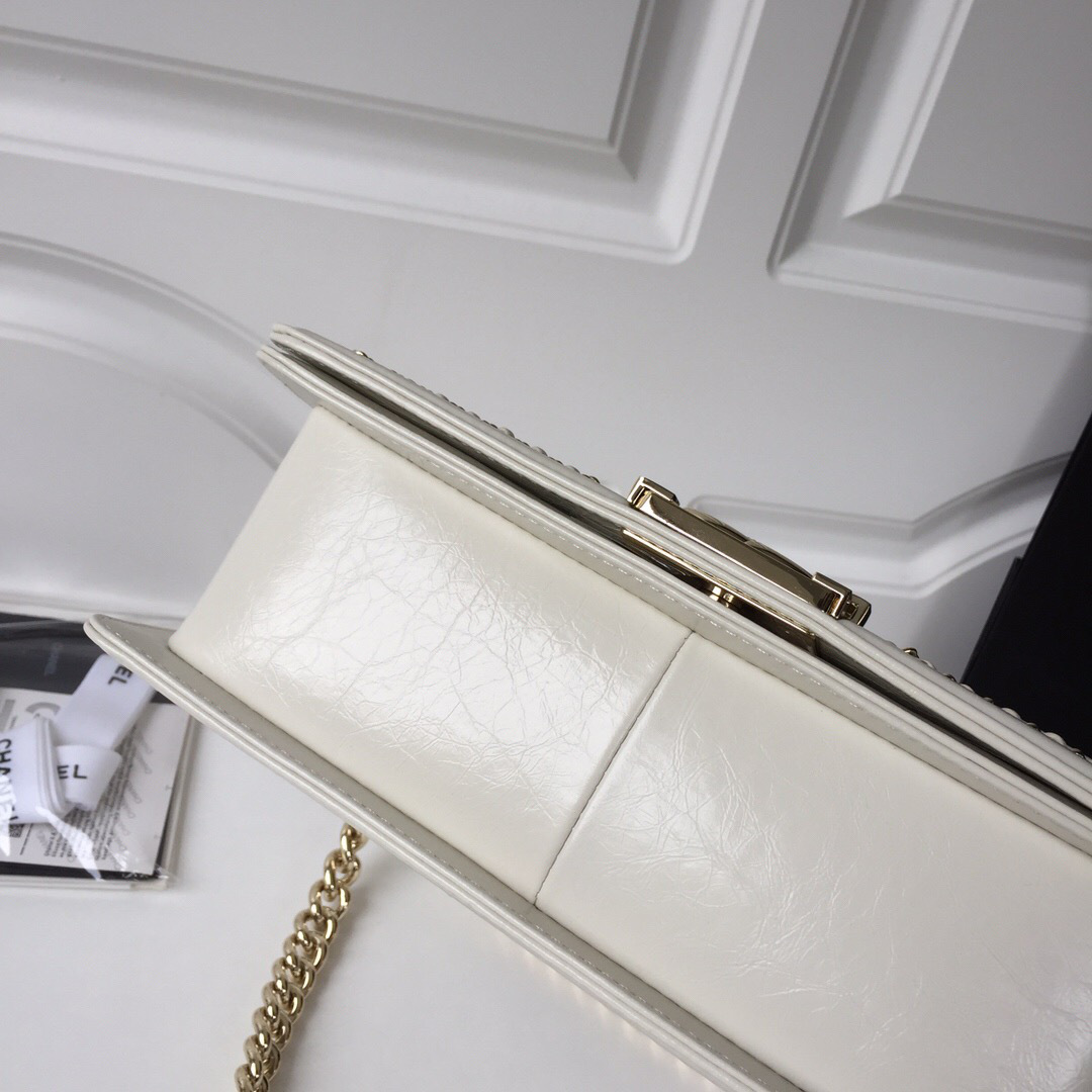 Ch**el wrinkled calfskin white gold hardware  25cm