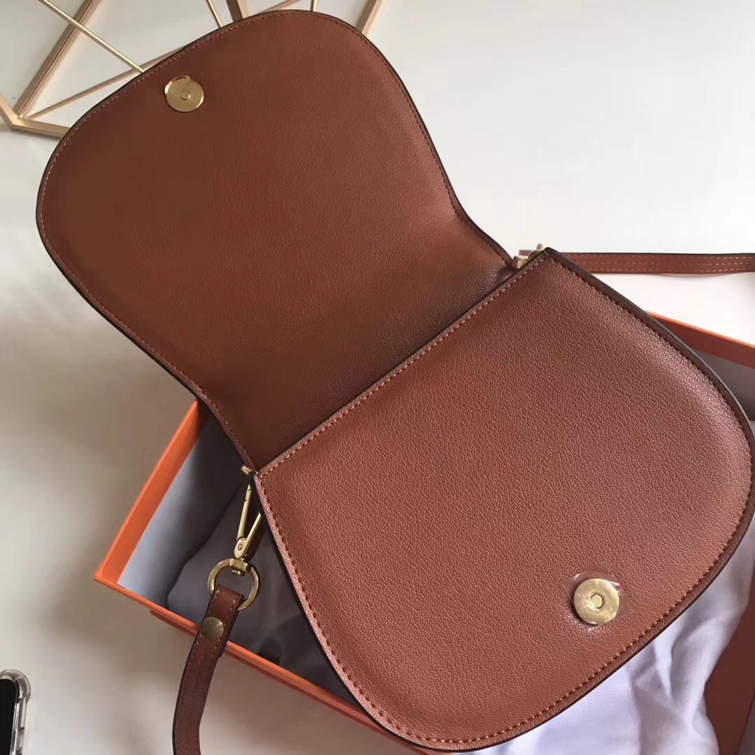 Croy handbag 123888 medium brown 21CM