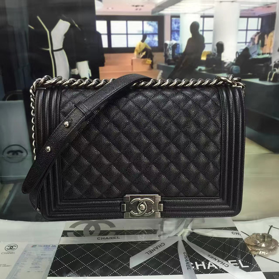 Ch**el new medium boy caviar handbag silver 28cm