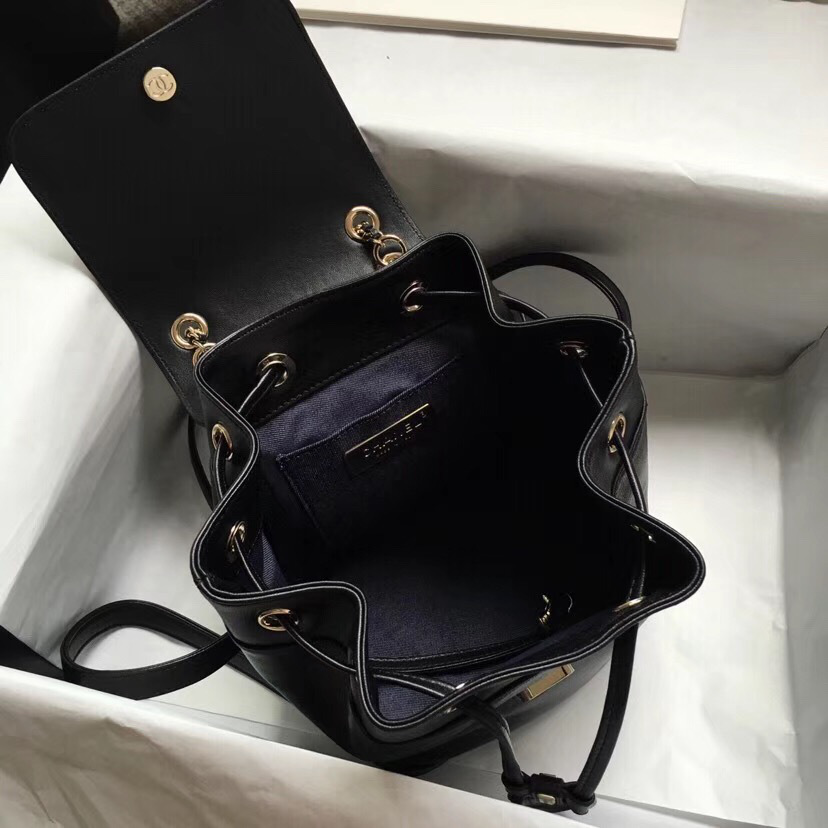 Ch**el chain backpack 16x20x12.5cm