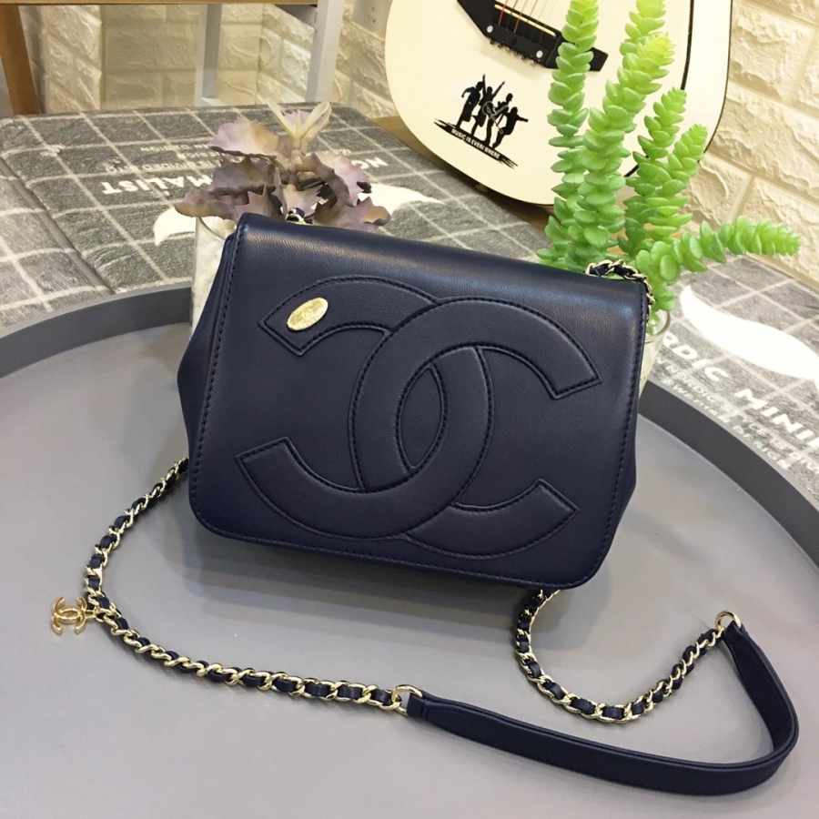 Ch**el new sheepskin small square bag dark blue 18.5x5.5x15cm