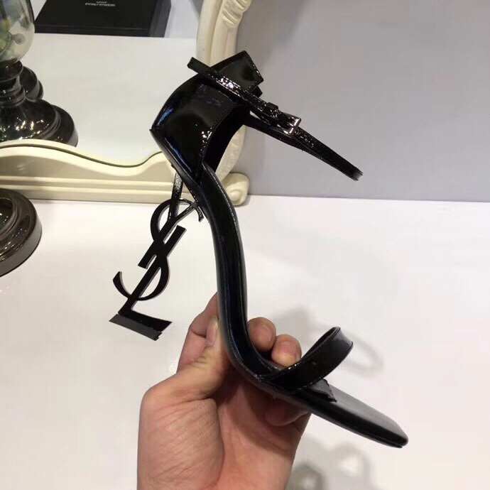 Y51 high-heeled sandals
