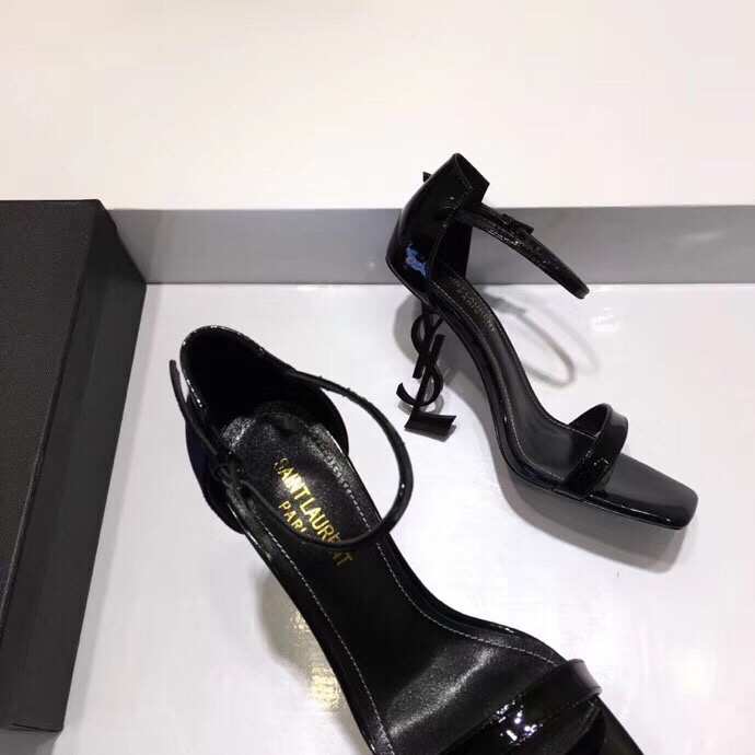 Y51 high-heeled sandals
