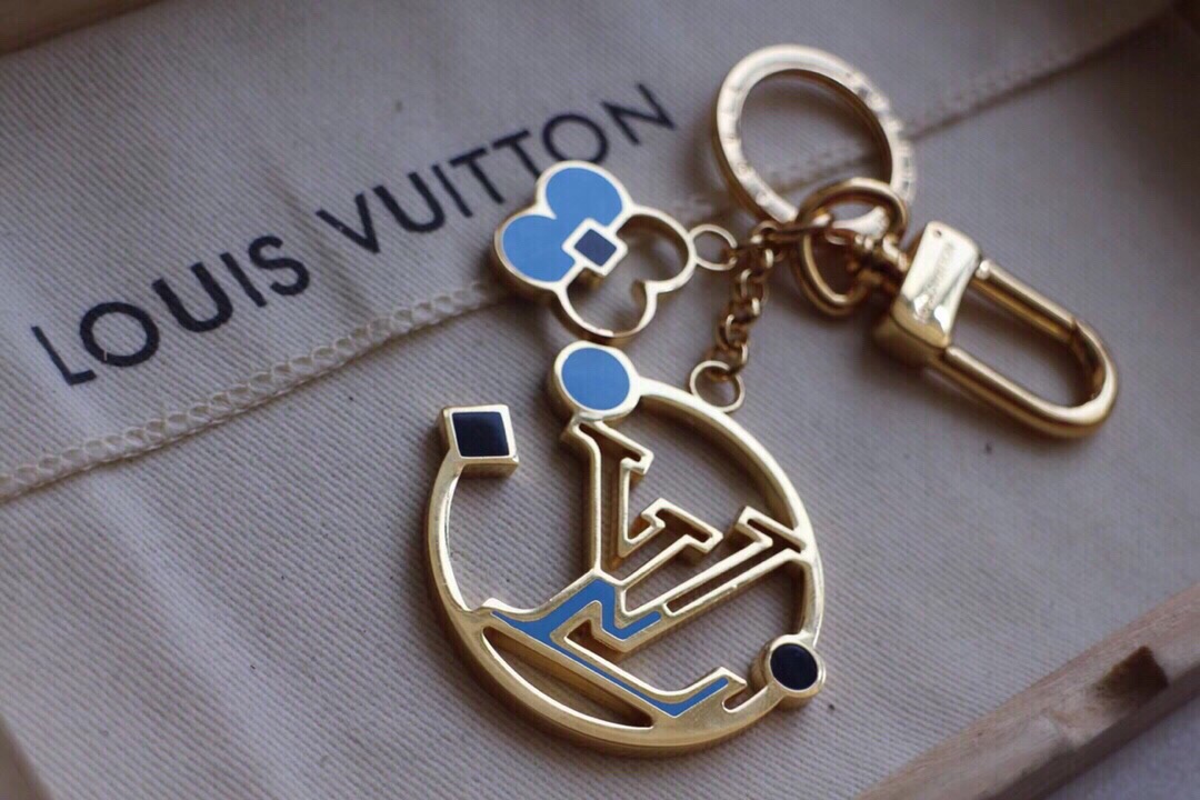 l0vis Vvtt0n key ring m67287