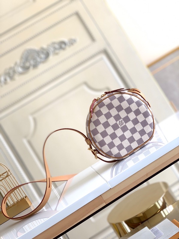 l0vis Vvtt0n crossbody bag n40333