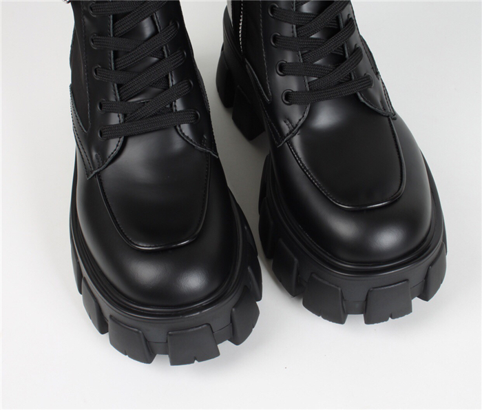 Pra*a boots