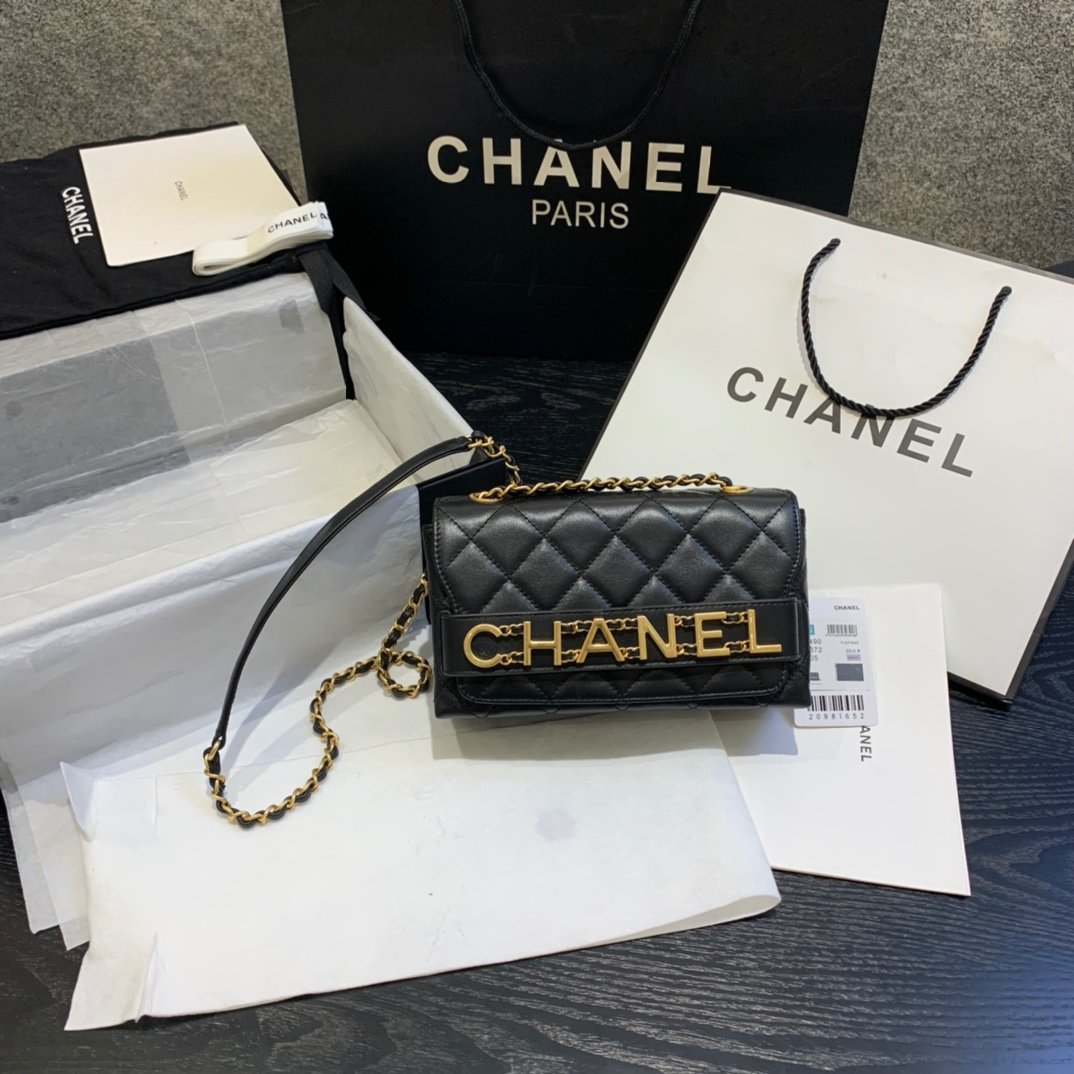 Ch**el small flap bag black 15 x 21 x 8cm