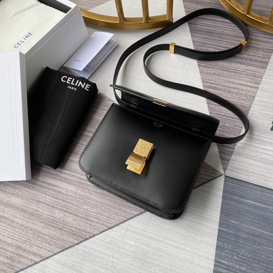 Ce1i*e small classic bag in box calfskin black 189183dls 18 x 15 x 6  cm