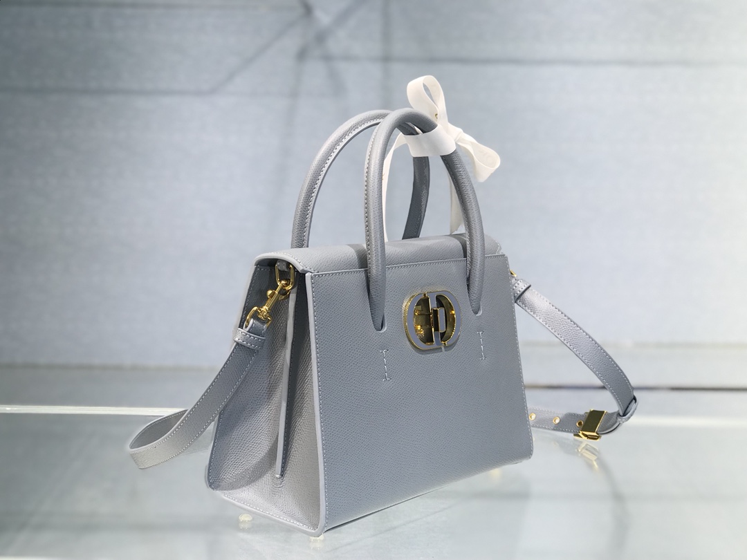 D10r medium st honorÉ tote gray grained calfskin m9321umba 25 x 19 x 12 cm