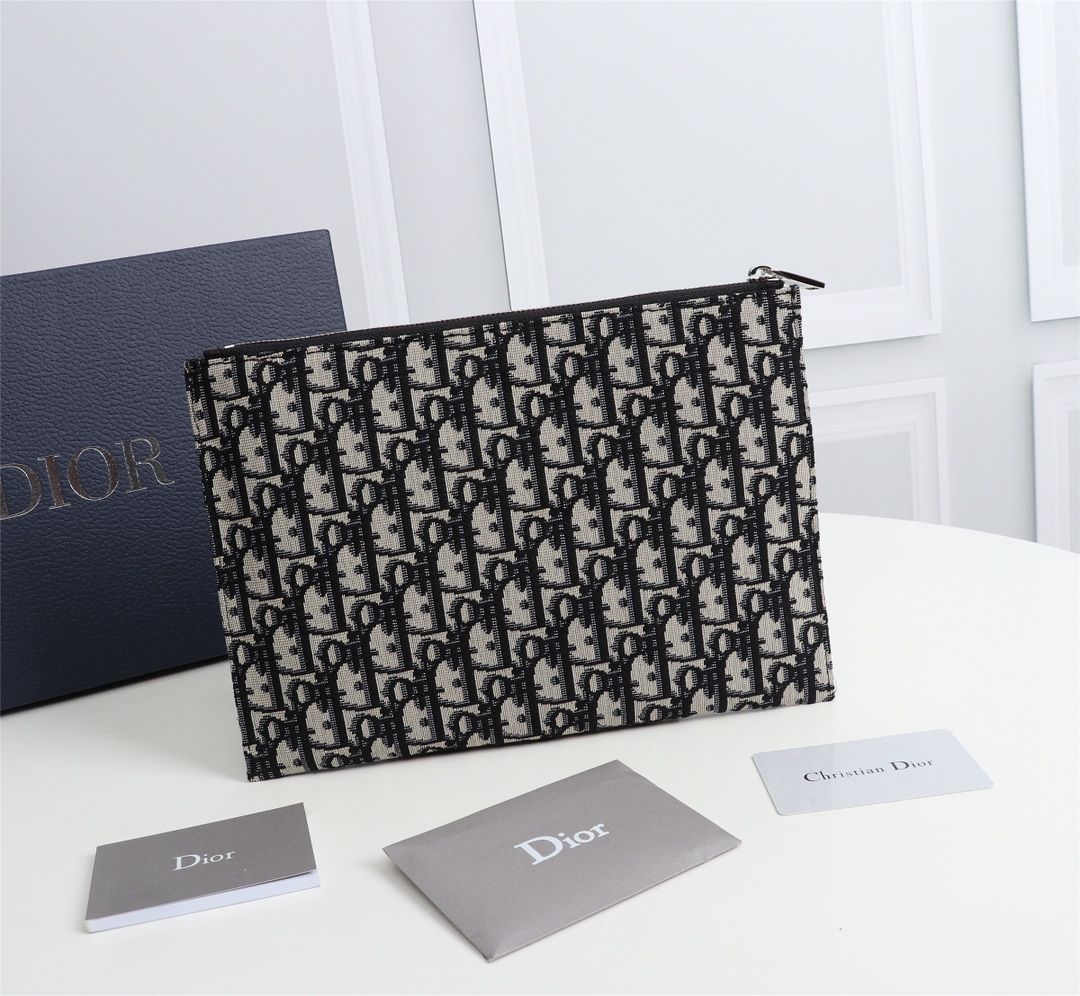 D10r pouch beige and black D10r oblique jacquard 2obca251yse 30 cm x 20 cm x 2.5 cm