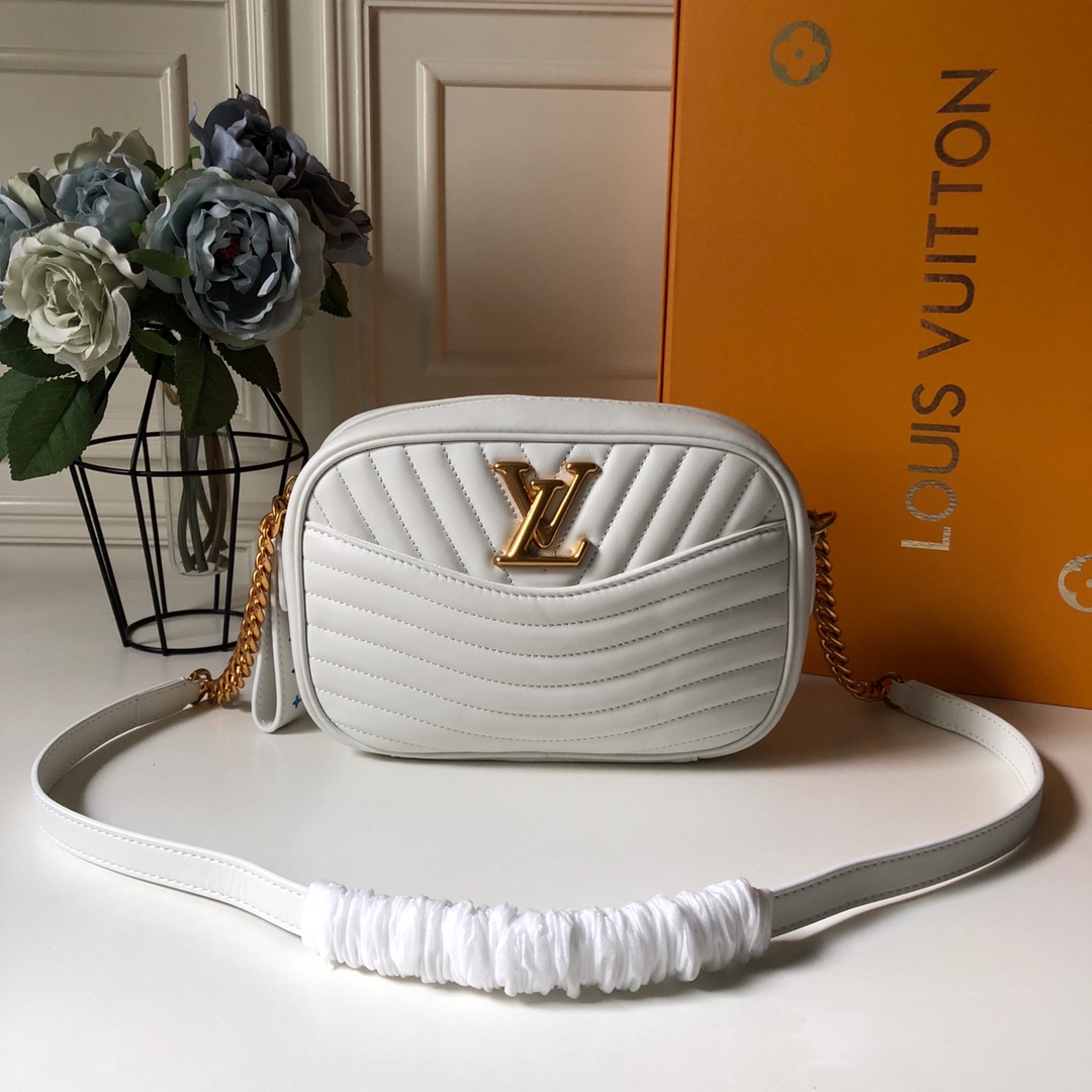 l0vis Vvtt0n new wave camera bag white m58677 21.5 x 15.5 x 6.0 cm
