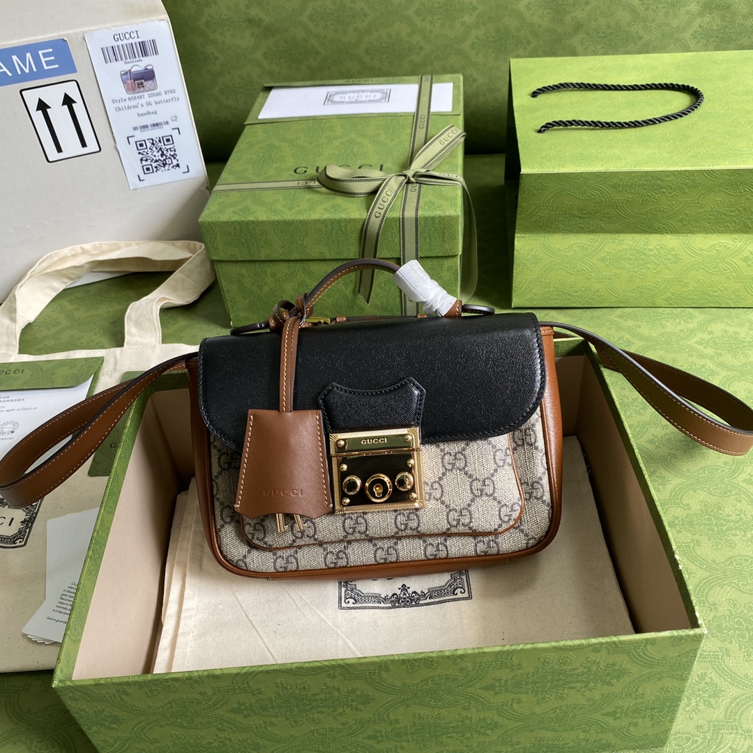 Gvc*1 padlock mini bag black 658487 21 x 14 x 5 cm