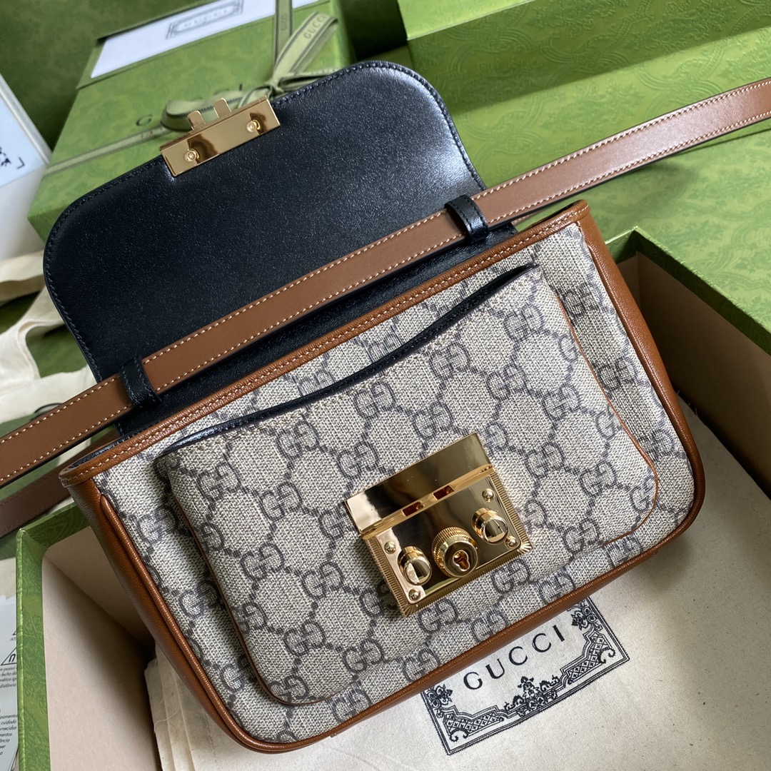 Gvc*1 padlock mini bag black 658487 21 x 14 x 5 cm