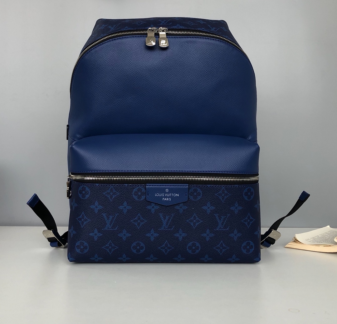 l0vis Vvtt0n discovery backpack pm cobalt m30229 37 x 40 x 20 cm