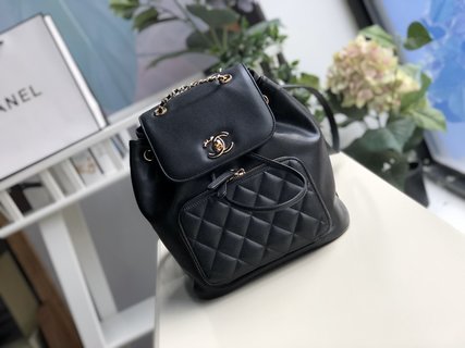 Ch**el business affinity backpack black leather a93748 25 x 24 x 17 cm