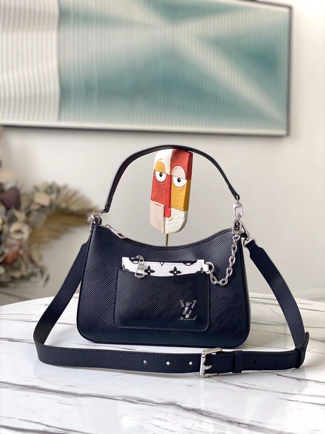 l0vis Vvtt0n marelle epi leather black m80689 25 x 15 x 8 cm