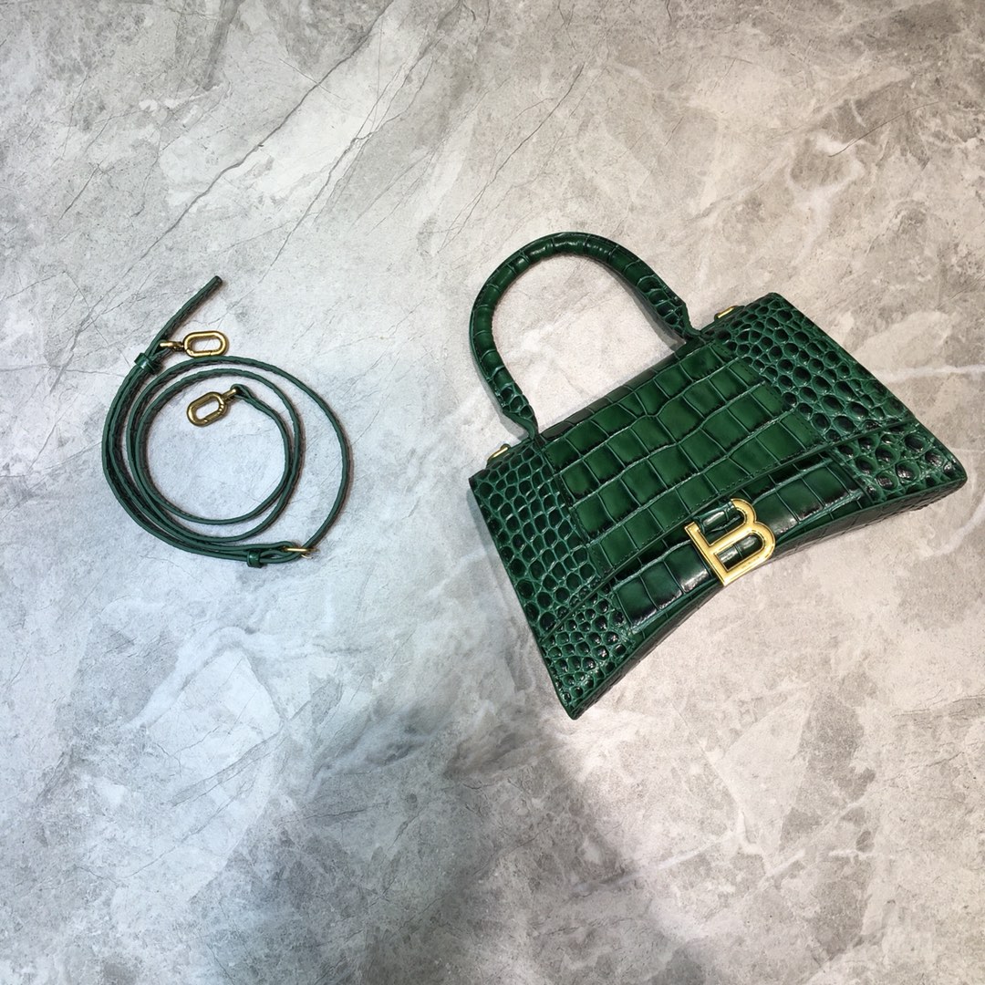 Ba1en*iaga women's hourglass xs top handle bag in forest green 5935461lrgm 23 x 10 x 14 cm