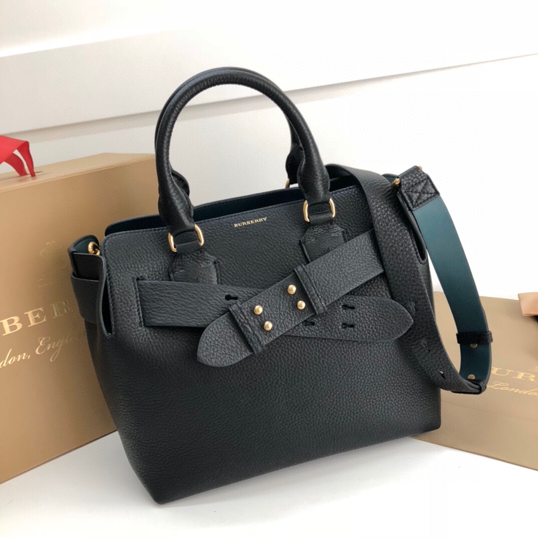 Bv*b*rry the medium leather belt bag black 28 x 15.5 x 23 cm
