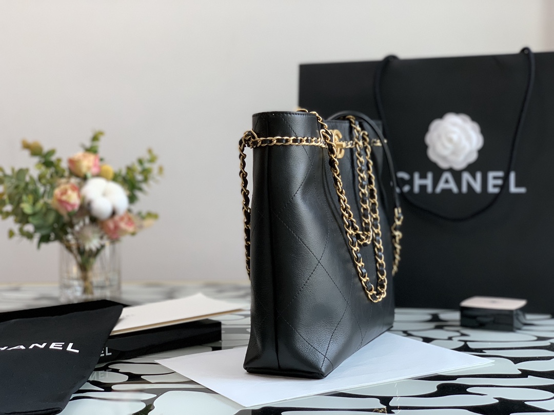 Ch**el small shopping bag calfskin & gold-tone metal black as2374 24 × 31 × 7 cm