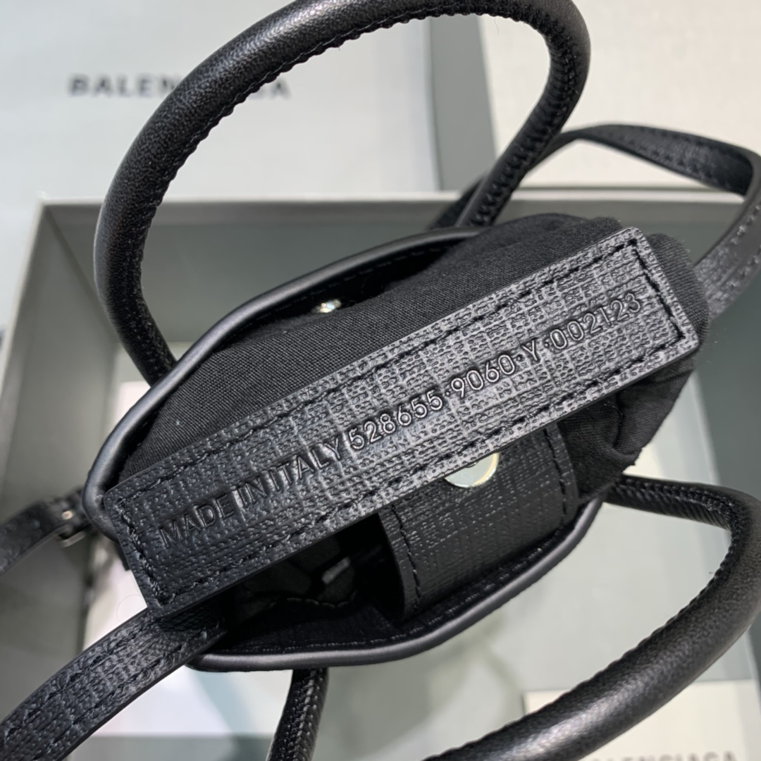 Ba1en*iaga shopping phone holder in black 5938260 12 x 4.5 x 18 cm