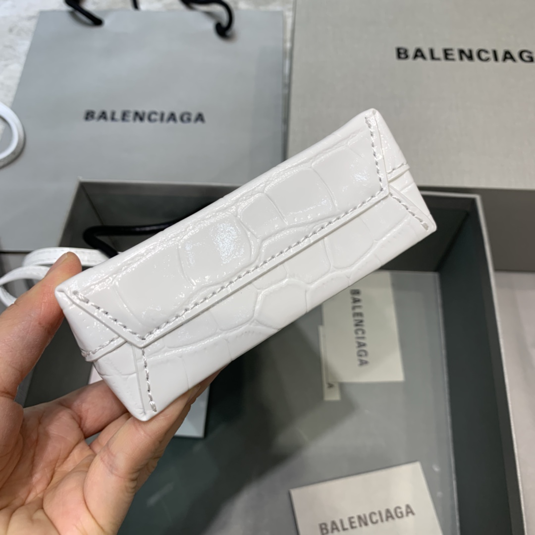 Ba1en*iaga shopping phone holder croc-effect leather bag in white 12 x 4.5 x 18 cm