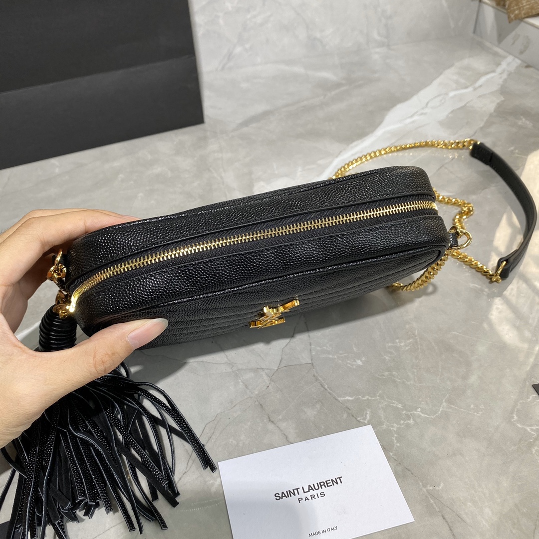 Y51 lou mini bag in quilted grain de poudre embossed leather black and golden 6125791 18 × 10 × 5 cm