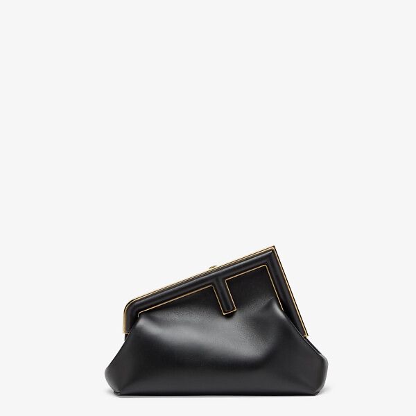 F**di first small black leather bag 8bp129abve 26 × 18 × 9.5 cm