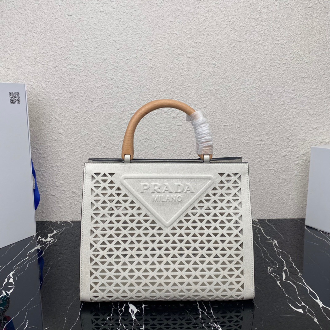 Pra*a tote bag white 24 x 37 x 16cm