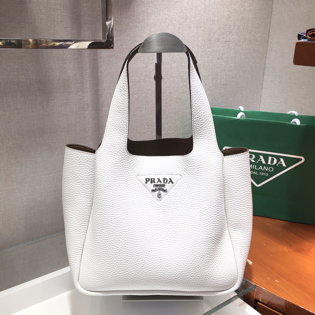 Pra*a dynamique leather handbag white and caramel 1bg335 25 x 21.5 x 14 cm
