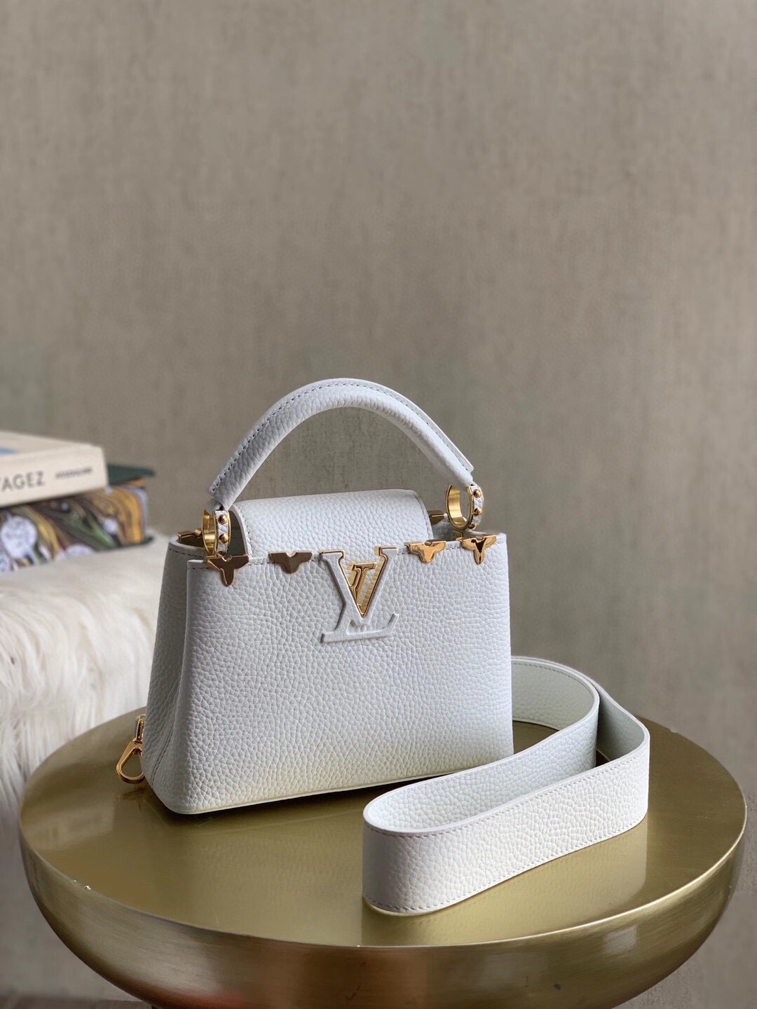 l0vis Vvtt0n capucines mini white m55854 21 x 14 x 8 cm